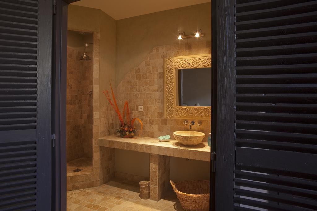 Bed & Breakfast Demeure Du Pareur Villeneuve-Minervois Εξωτερικό φωτογραφία